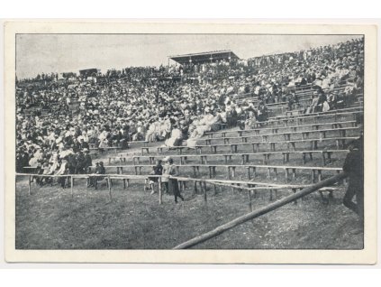 47 - Plzeň, Divadlo v přírodě, pohled do hlediště, prošlá poštou 1914