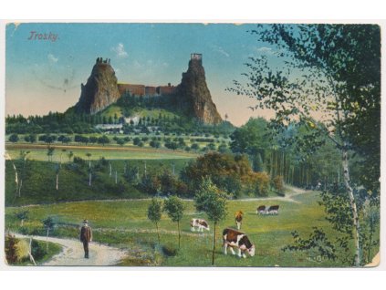 58 - Semilsko, Trosky, oživený pohled na zříceninu hradu, cca 1915
