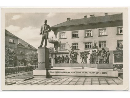 18 - Hodonín, Pomník prezidenta T. G. Masaryka, cca 1949