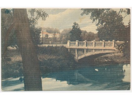 38 - Náchodsko, Ratibořice, Babiččino údolí, pohled na zámek od mostu, 1912
