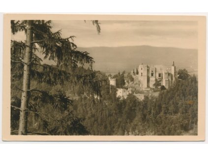 03 - Blansko, Boskovice, pohled na hrad, cca 1945