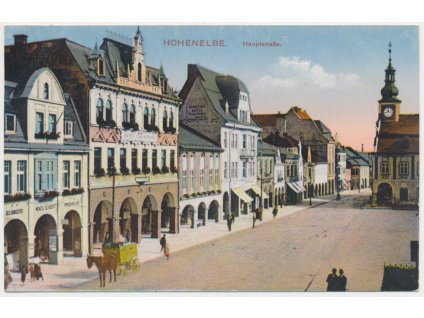 66 - Trutnovsko, Vrchlabí (Hohenelbe), oživená partie z náměstí, cca 1910