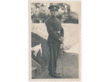 Vojenská, Důstojník s šavlí, cca 1935