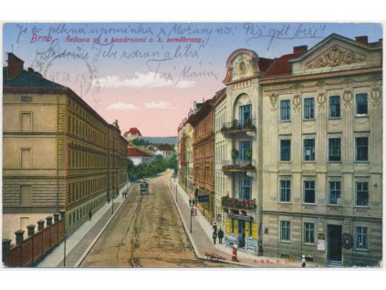 04 - Brno, oživená Šeflova ulice s kasárnami c.k. zeměbrany, cca 1916
