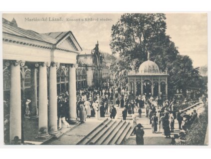 08 - Chebsko, Mariánské Lázně, Koncert u Křižové studny, cca 1925