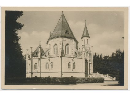 24 - Jindřichohradecko, Třeboň, Hrobka, cca 1951