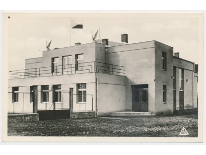 10 - Chrudimsko, Ronov nad Doubravou, Sokolovna, cca 1935