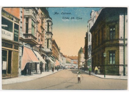 43 - Ostrava, Moravská Ostrava, oživená ulice, Třída 28.října , cca 1916