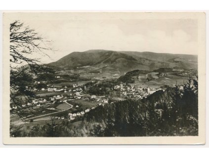 71 - Vsetínsko, Rožnov pod Radhoštěm, celkový pohled na město, ca 1950