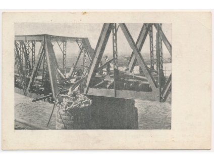 Vojenská, Bolševiky poškozený most přes řeku Bělou, cca 1918