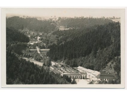57 - Rychnovsko, Skuhrov nad Bělou, celkový pohled, cca 1936