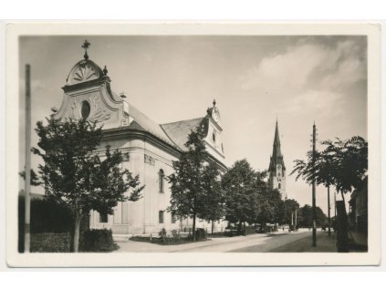 Slovensko, Spišská Nová Ves, Evanj. a rim. kat. kostol, cca 1949