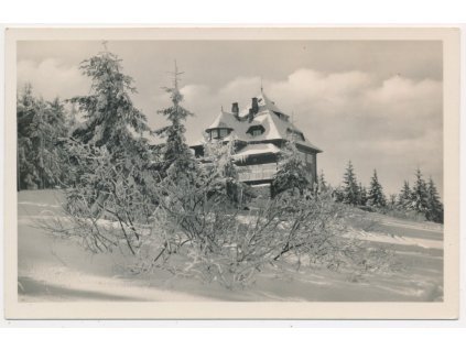 16 - Frýdeckomístecko, Chata KČT na Beskydě, cca 1945