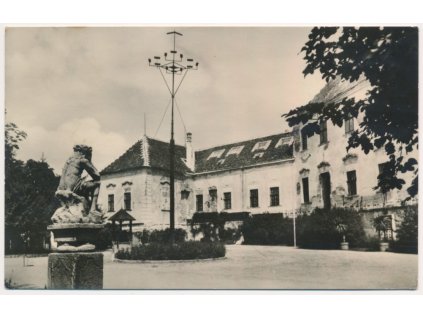 74 - Znojmo, Divišův první bleskosvod, cca 1950