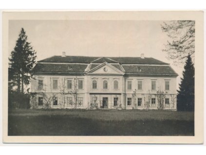 67 - Třebíčsko, Dukovany, Zámek, cca 1947