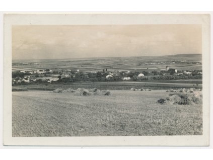 72 - Vyškovsko, Křenovice, celkový pohled na obec, cca 1937
