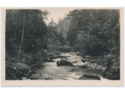 57 - Rychnovsko, Orlické hory, Antonínovo údolí, partie u řeky, cca 1929