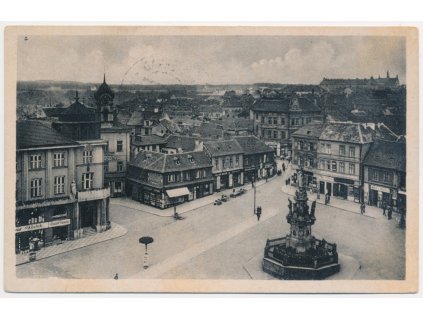 27 - Kladno, pohled na náměstí a okolí, cca 1945