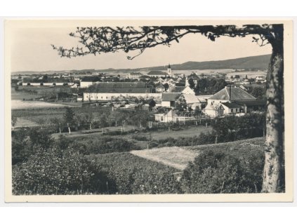 10 - Chrudimsko, Ronov nad Doubravou, celkový pohled, cca 1940