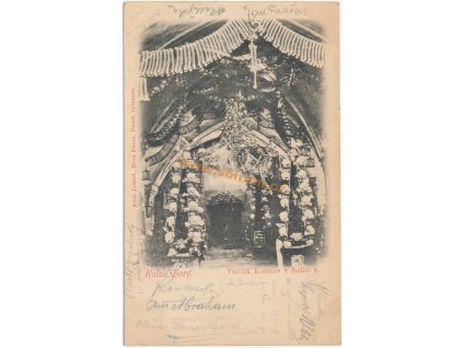 31 – Kutnohorsko, Vnitřek Kostnice v Sedlci u Kutné Hory, ca 1900