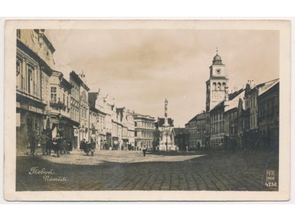 24 - Jindřichohradecko, Třeboň, oživené náměstí, cca 1930