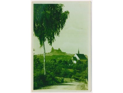 58 - Semilsko, Rovensko pod Troskami, Trosky od severu, cca 1938