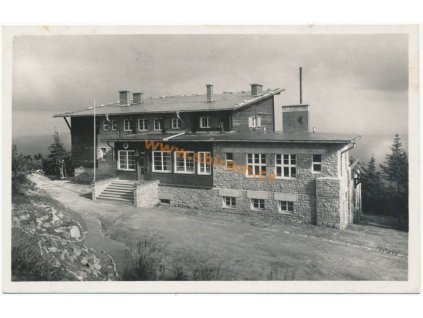 16 – Frýdecko-Místecko, Chata na Lysé Hoře, ca 1935