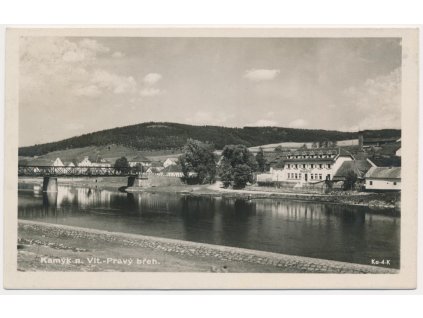 54 - Příbramsko, Kamýk nad Vltavou, celkový pohled na pravý břeh,  1934
