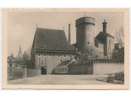 64 - Tábor, partie s hradem Kotnov, cca 1943