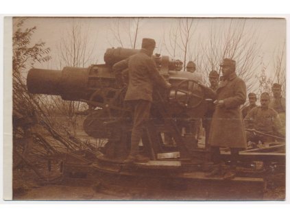 Vojenská, Vojáci u italského děla, cca 1918