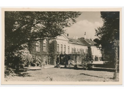 10 - Chrudimsko, Heřmanův Městec, Zámek, cca 1950