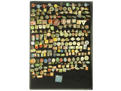 ČSSR, sestava cca 400 pamětních a příležitostných odznaků, pestré