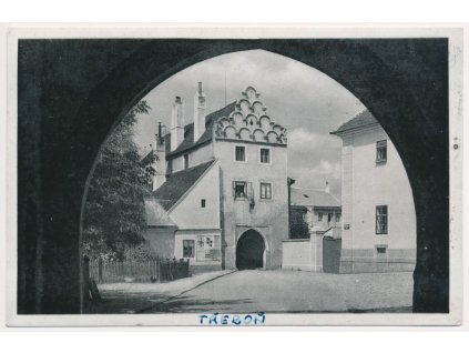 24 - Jindřichohradecko, Třeboň, Svinecká brána, pivovar, cca 1942