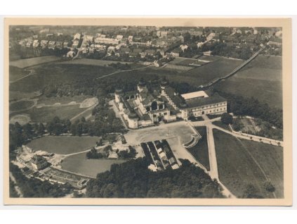 54 - Příbram, Svatá Hora, Pohled z letadla č. 23, cca 1945