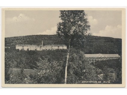54 - Příbramsko, Nová Ves pod Pleší, pohled na sanatorium, cca 1941