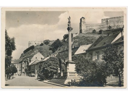 Slovensko, Trenčín, Socha Sv. Trojice, cca 1945