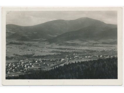 16 - Frýdeckomístecko, Frýdlant nad Ostravicí, celkový pohled, cca 1939