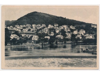 02 - Beroun, Pohled od řeky na vilovou čtvrť, cca 1940