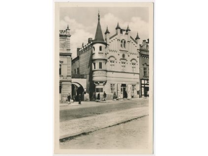 17 - Havlíčkův Brod, Havlíčkův dům, oživená partie, cca 1940