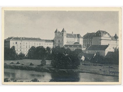 74 - Znojmo, pohled na Loucký klášter, cca 1937