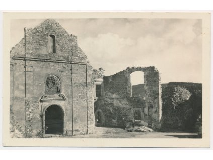 57 - Rychnovsko, trosky hradu Potštejn, cca 1951