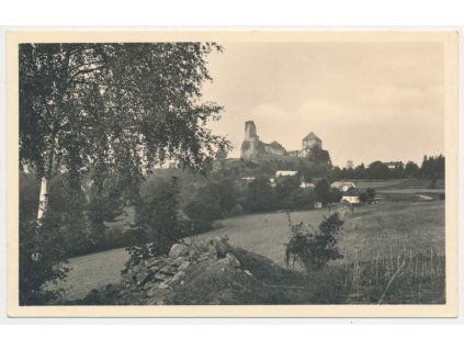 17 - Havlíčkobrodsko, hrad Lipnice a okolní krajina, cca 1948