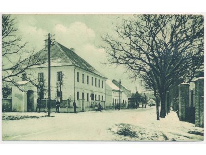 51 - Praha-západ, Jíloviště, Hostinec u Andresů, oživená partie, cca 1931