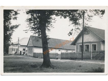 44 - Pardubicko, Bělečko, "Hostinec u Burešů", Grafo Čuda, cca 1943