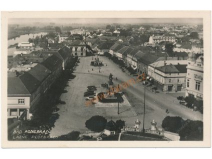 40 - Nymbursko, Lázně Poděbrady, pohled na náměstí, cca 1943