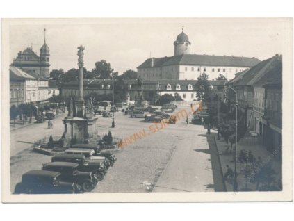 40 - Nymbursko, Lázně Poděbrady, náměstí, Grafo Čuda, cca 1943