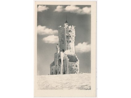 06 - Bruntálsko, Jeseníky, zasněžená rozhledna na Pradědu, cca 1953