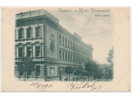 49 - Praha, Vinohrady, Škola v sadech, oživená partie, cca 1901