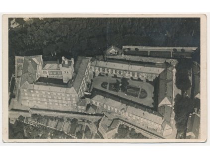 62 - Šumpersko, Mírov, Věznice, letecký pohled č. 85, cca 1922