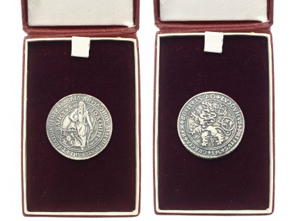 ČSSR, AE replika Šlikovský tolar, průměr 40 mm, postříbřeno, etue, pěkný sběratelský stav